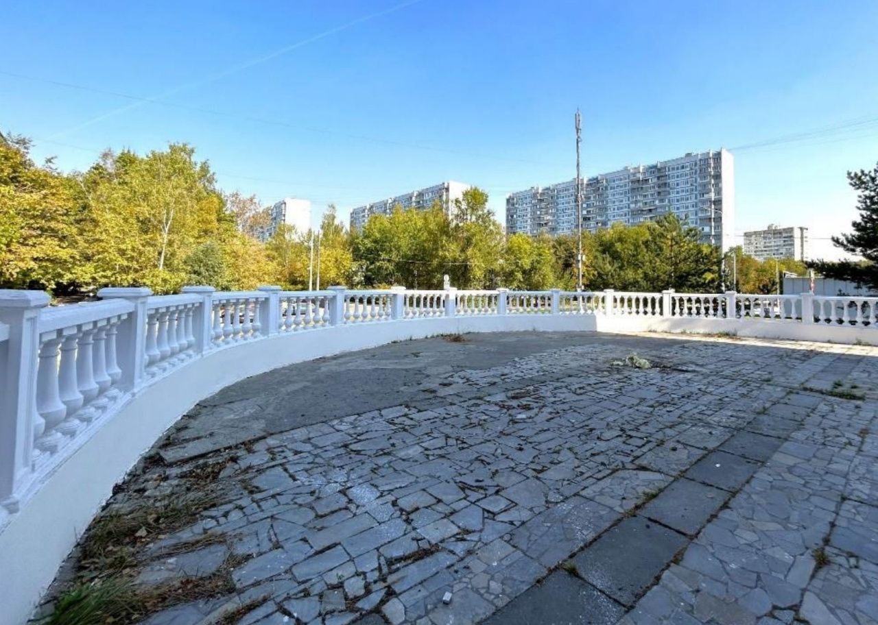 фасад дома, здание по адресу г Москва, ул Генерала Тюленева, д 4А стр 1